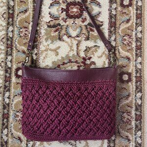 NWOT - The Sak Lumi Convertible Clutch Burgundy Crochet Crossbody Purse